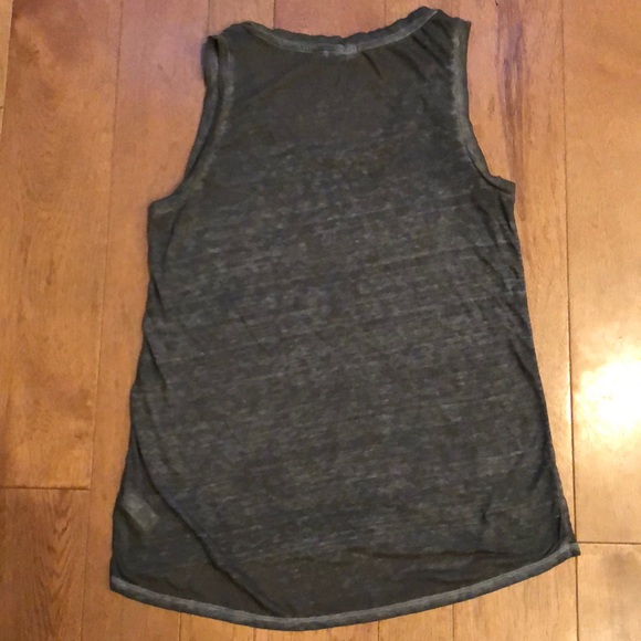 Express Small Grey tank aztec design - Picture 5 of 5